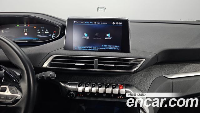 Peugeot 5008 (II) 1.6 BlueHDi Allure 2019 — фото 18
