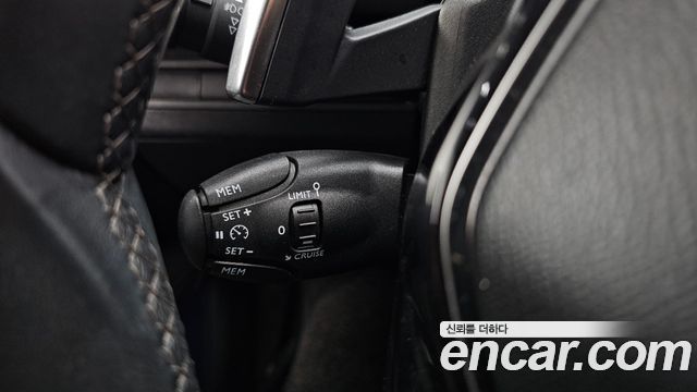 Peugeot 5008 (II) 1.6 BlueHDi Allure 2019 — фото 23