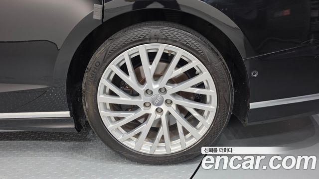Audi A8 (D5) 55 TFSI Quattro LWB 2020 — фото 21