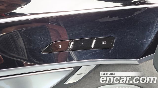 Audi A8 (D5) 55 TFSI Quattro LWB 2020 — фото 36