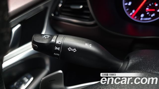 Genesis G70 2.0T Elite 2019 — фото 28