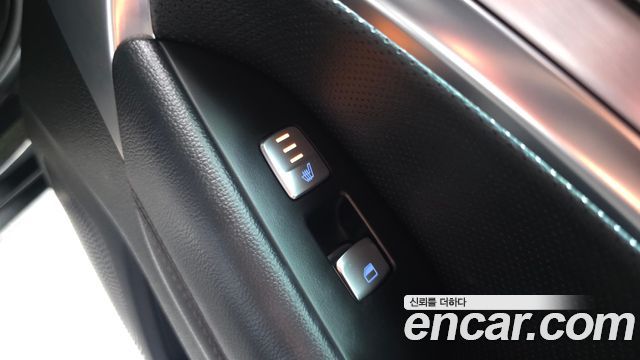 Genesis G70 2.0T Elite 2019 — фото 29