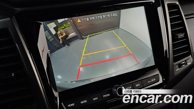KG Mobility (SsangYong) Rexton Sports Diesel 2.2 4WD Prestige 2023 — фото 16