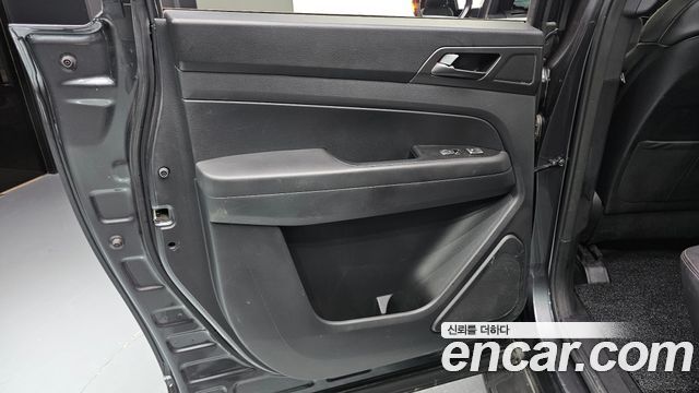 KG Mobility (SsangYong) Rexton Sports Diesel 2.2 4WD Prestige 2023 — фото 25
