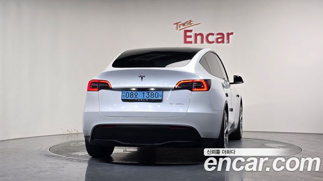 Tesla Model Y Long Range AWD 2021 — фото 4