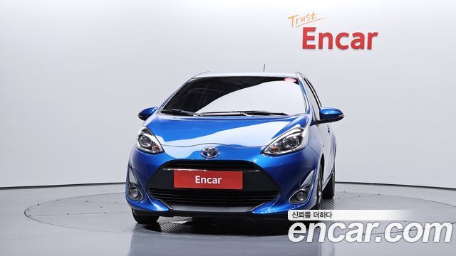 Toyota Prius C 1.5 2018 — фото 3