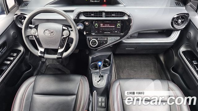 Toyota Prius C 1.5 2018 — фото 7