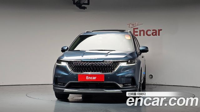 Kia Carnival (IV) Gasoline 9-Seater Signature 2023 — фото 3