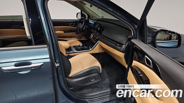 Kia Carnival (IV) Gasoline 9-Seater Signature 2023 — фото 11