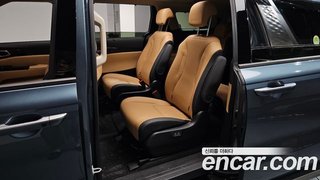 Kia Carnival (IV) Gasoline 9-Seater Signature 2023 — фото 26