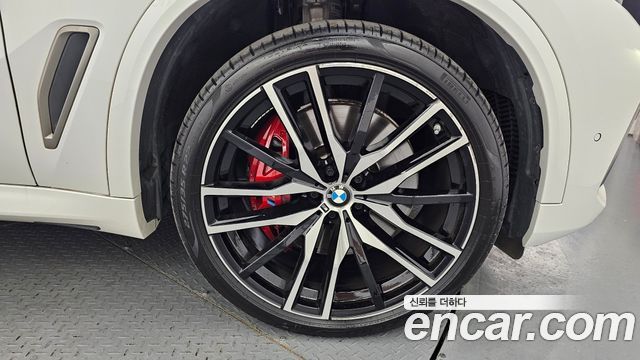 BMW X5 (G05) M50i 2022 — фото 5