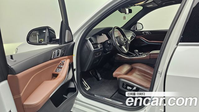 BMW X5 (G05) M50i 2022 — фото 10