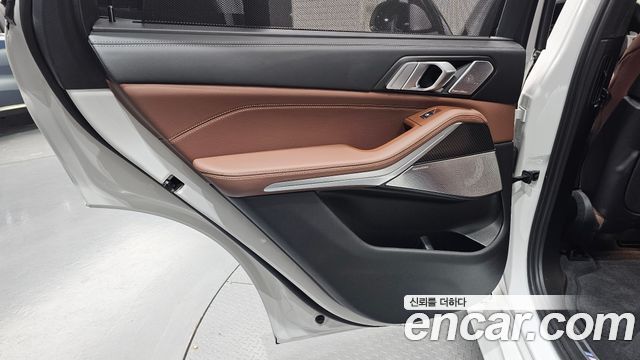 BMW X5 (G05) M50i 2022 — фото 25