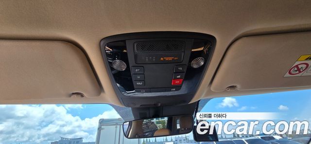 Kia Carnival (IV) Gasoline 7-Seater Noblesse 2023 — фото 16