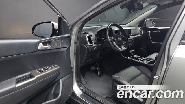 Kia Sportage The Bold Diesel 1.6 2WD Prestige 2022 — фото 10