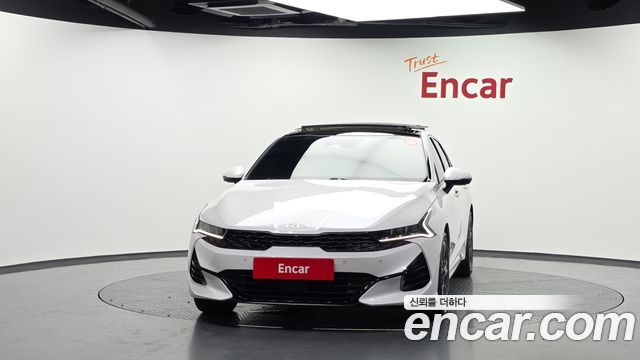 Kia K5 (III) 2.0 Signature 2023 — фото 3