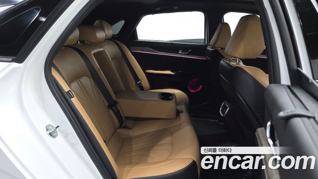 Kia K5 (III) 2.0 Signature 2023 — фото 12