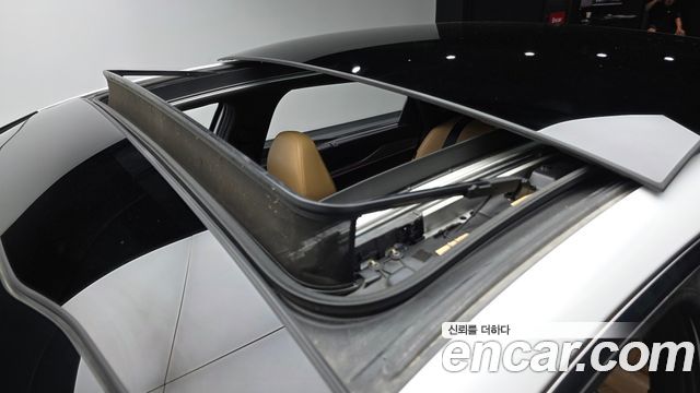 Kia K5 (III) 2.0 Signature 2023 — фото 33