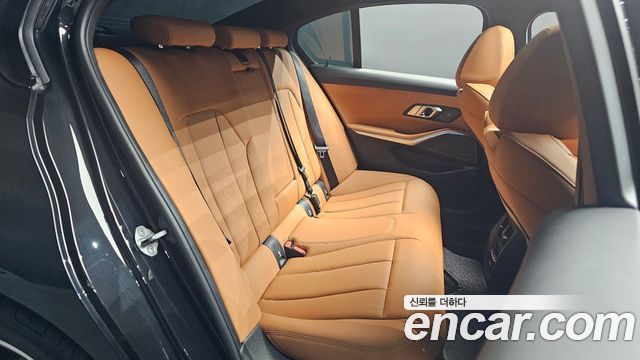 BMW 3 Series (G20) 320i M Sport 2025 — фото 12
