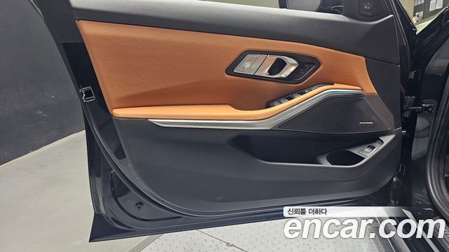 BMW 3 Series (G20) 320i M Sport 2025 — фото 24