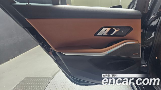 BMW 3 Series (G20) 320i M Sport 2025 — фото 25