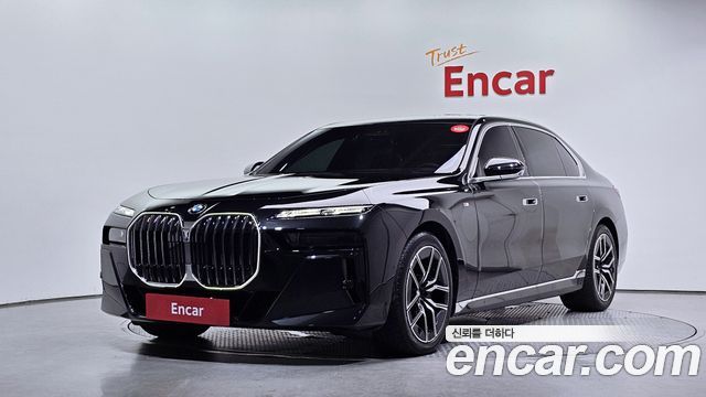 BMW 7 Series (G70) 740i xDrive M Sport
