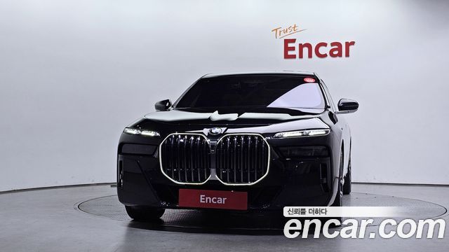 BMW 7 Series (G70) 740i xDrive M Sport 2025 — фото 3