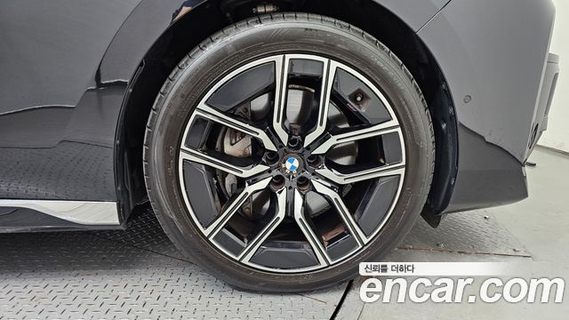 BMW 7 Series (G70) 740i xDrive M Sport 2025 — фото 21