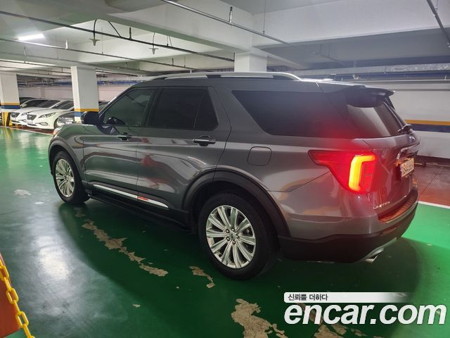 Ford Explorer (VI) 2.3 LimIted 4WD 2022 — фото 6