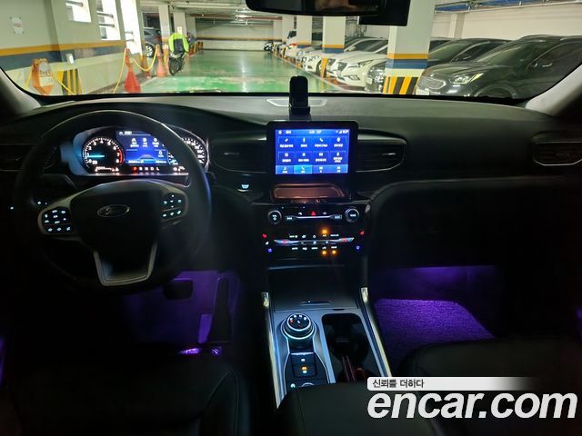 Ford Explorer (VI) 2.3 LimIted 4WD 2022 — фото 10