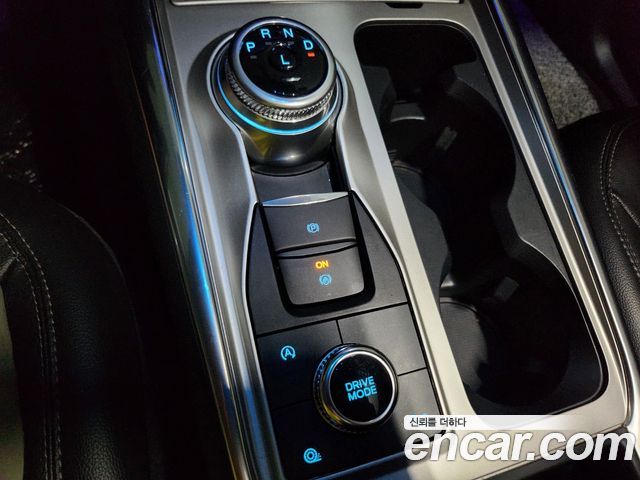Ford Explorer (VI) 2.3 LimIted 4WD 2022 — фото 17