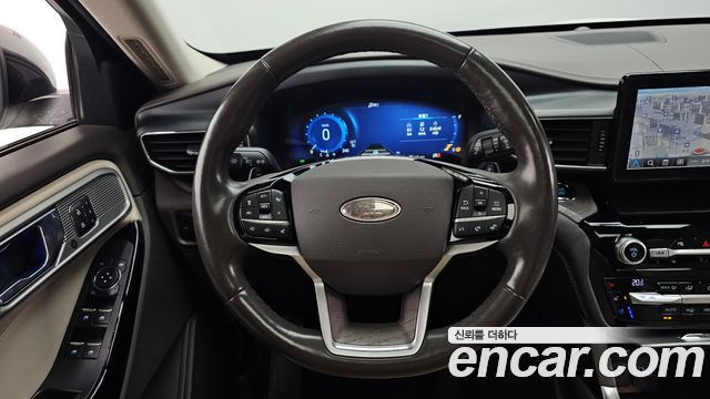Ford Explorer (VI) 3.0 Platinum 4WD 2021 — фото 18