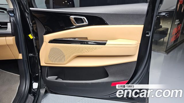 Kia Carnival (IV) Diesel 7-Seater Noblesse 2023 — фото 31