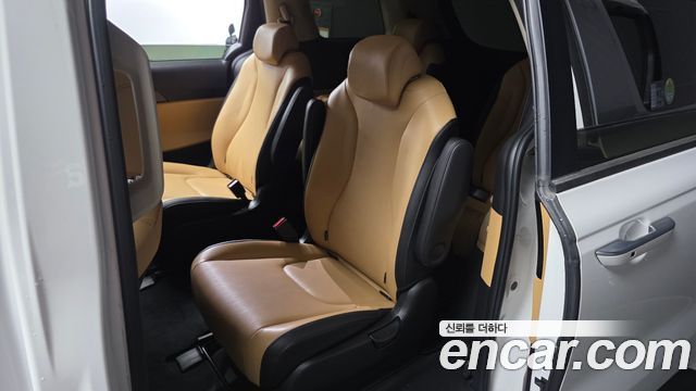 Kia Carnival (IV) Diesel 9-Seater Prestige 2022 — фото 11