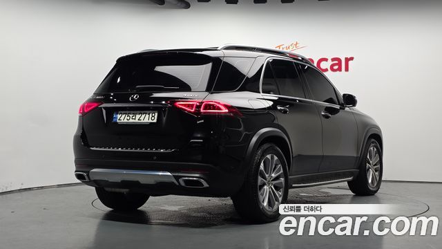 Mercedes-Benz GLE-Class (W167) GLE300d 4MATIC 2022 — фото 2