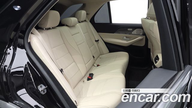 Mercedes-Benz GLE-Class (W167) GLE300d 4MATIC 2022 — фото 11