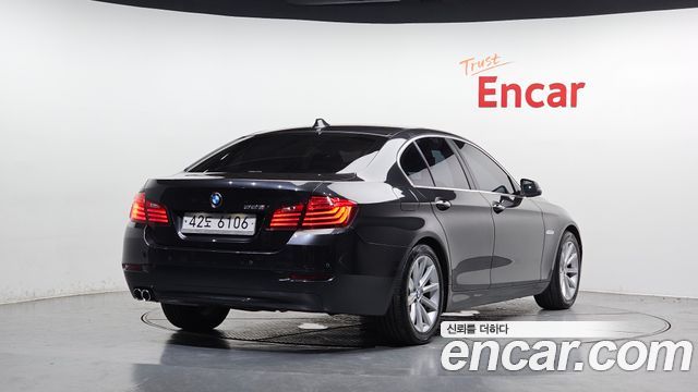 BMW 5 Series (F10) 528i 2014 — фото 2
