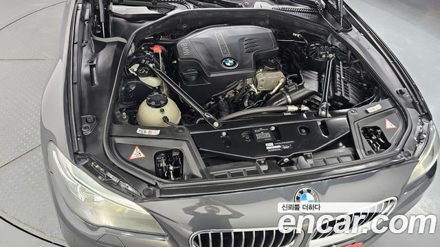 BMW 5 Series (F10) 528i 2014 — фото 6