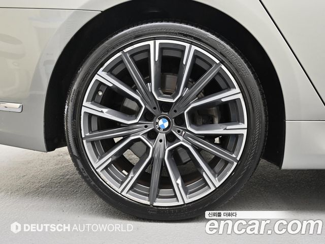 BMW 7 Series (G11) 740Li xDrive M Sport Package 2021 — фото 5