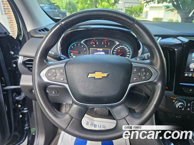 Chevrolet Traverse 3.6 AWD Redline 2021 — фото 16