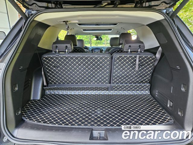 Chevrolet Traverse 3.6 AWD Redline 2021 — фото 18