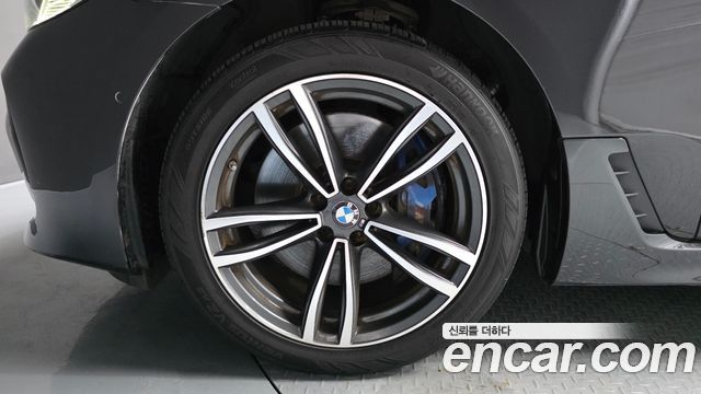BMW 6 Series GT (G32) 620d xDrive M Sport 2022 — фото 5