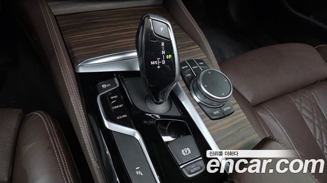 BMW 5 Series (G30) 520d Luxury Plus 2020 — фото 9
