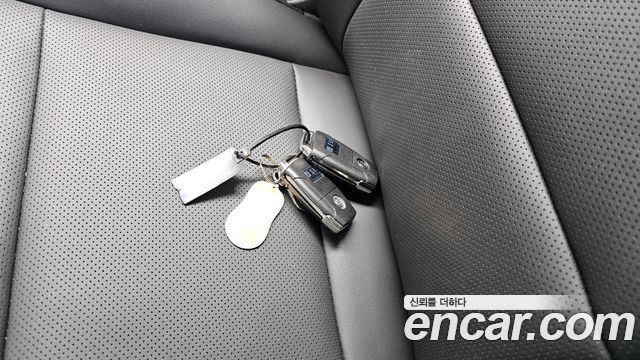 KG Mobility (SsangYong) Beautiful Korando Gasoline 1.5 2WD C3 Plus 2021 — фото 26