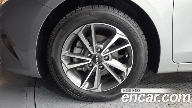 Kia K3 (II) 1.6 Prestige 2022 — фото 5