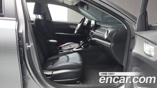 Kia K3 (II) 1.6 Prestige 2022 — фото 11