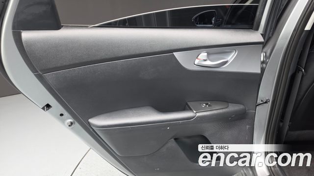 Kia K3 (II) 1.6 Prestige 2022 — фото 25