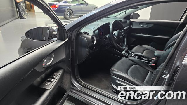 Kia K3 (II) 1.6 Prestige 2022 — фото 10