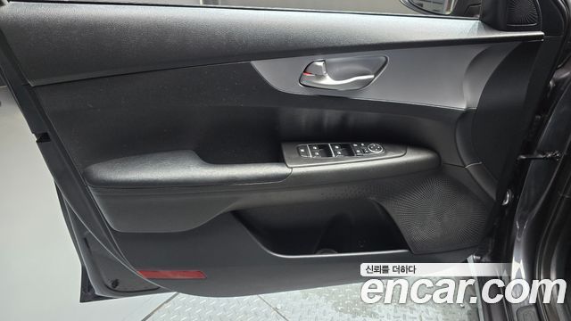 Kia K3 (II) 1.6 Prestige 2022 — фото 24