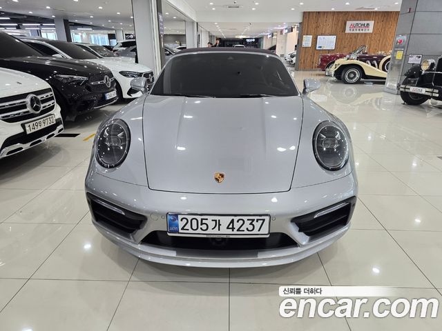 Porsche 911 (992) Carrera 4 Cabriolet 2024 — фото 3